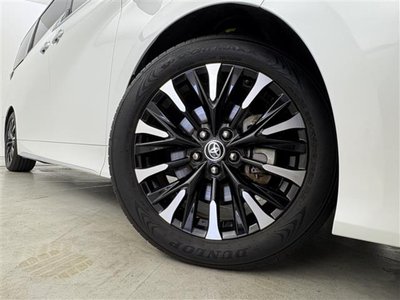 2023 Toyota VELLFIRE thumbnail 18