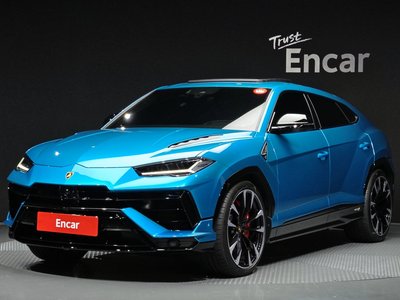 صورة 1 لـ 2024 Lamborghini URUS