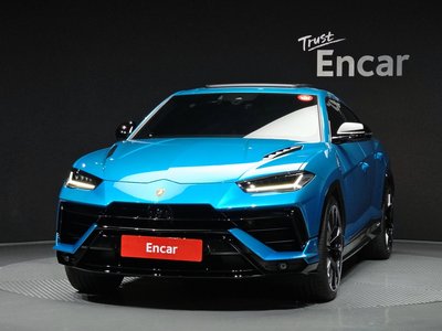 صورة 2 لـ 2024 Lamborghini URUS