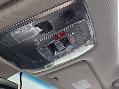 2022 Genesis GV80 thumbnail 15