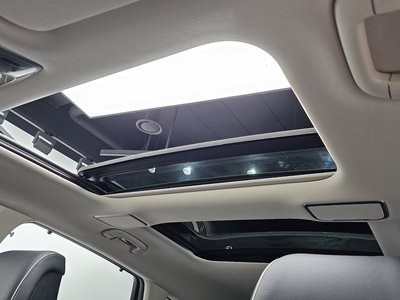 2022 Genesis GV80 thumbnail 17
