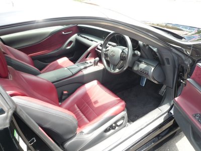 2018 Lexus LC — миниатюра 24