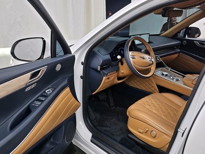 GENESIS GV80 - 10