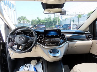 2021 Mercedes-BENZ V-CLASS — фото 8