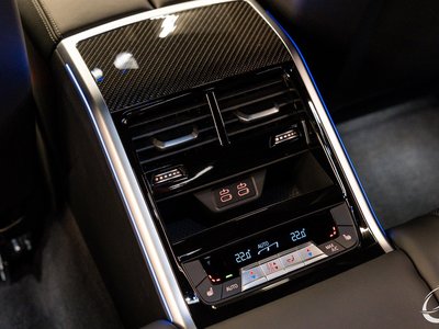 2021 BMW M8 GRAN COUPE — миниатюра 60