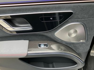 2024 Mercedes-BENZ EQS AMG — миниатюра 23
