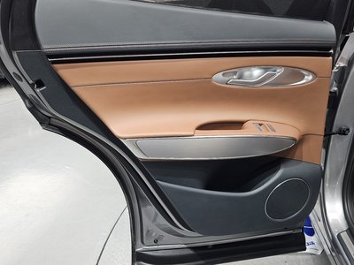 صورة مصغرة 15 لـ 2024 Genesis GV70