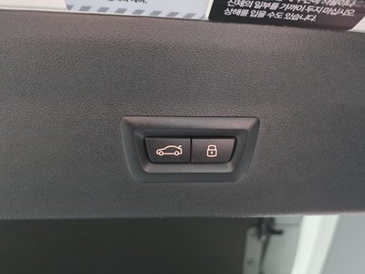 2025 BMW X4 缩略图 20