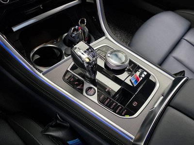 BMW 8 SERIES - 9