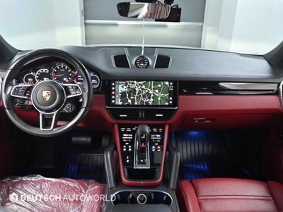 PORSCHE CAYENNE - 8