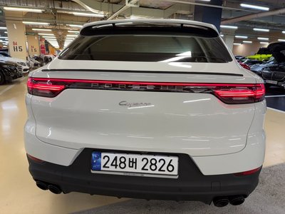 PORSCHE CAYENNE - 4