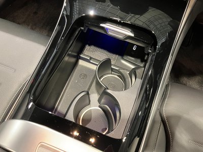 2024 Mercedes-BENZ GLC — миниатюра 26
