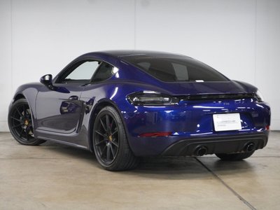PORSCHE 718 CAYMAN - 4