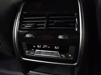 2024 BMW XM — миниатюра 29