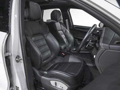 صورة مصغرة 14 لـ 2024 Porsche MACAN