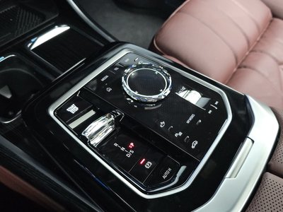 صورة 9 لـ 2025 BMW 7 SERIES
