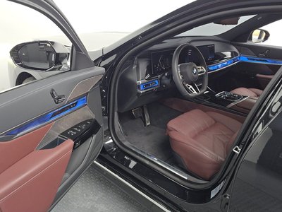 صورة 10 لـ 2025 BMW 7 SERIES