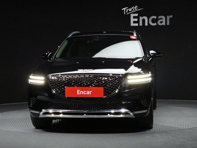 صورة 2 لـ 2023 Genesis GV70