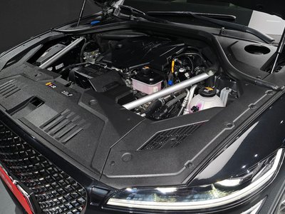صورة 7 لـ 2023 Genesis GV70