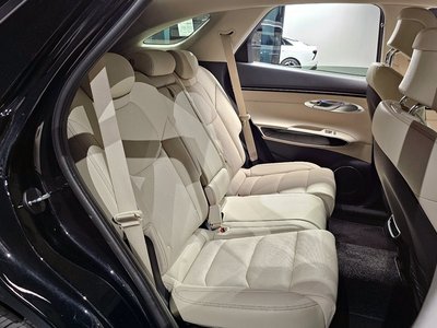 صورة مصغرة 12 لـ 2023 Genesis GV70