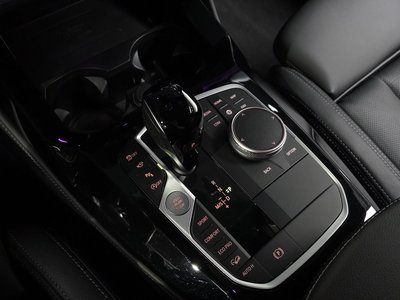 صورة 9 لـ 2025 BMW X4
