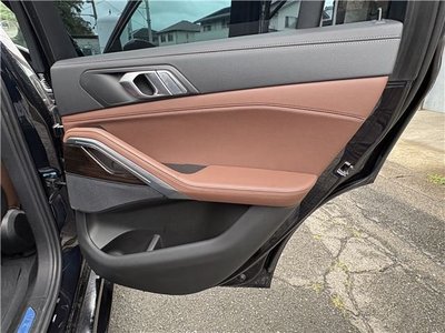 2023 BMW X6 — миниатюра 23
