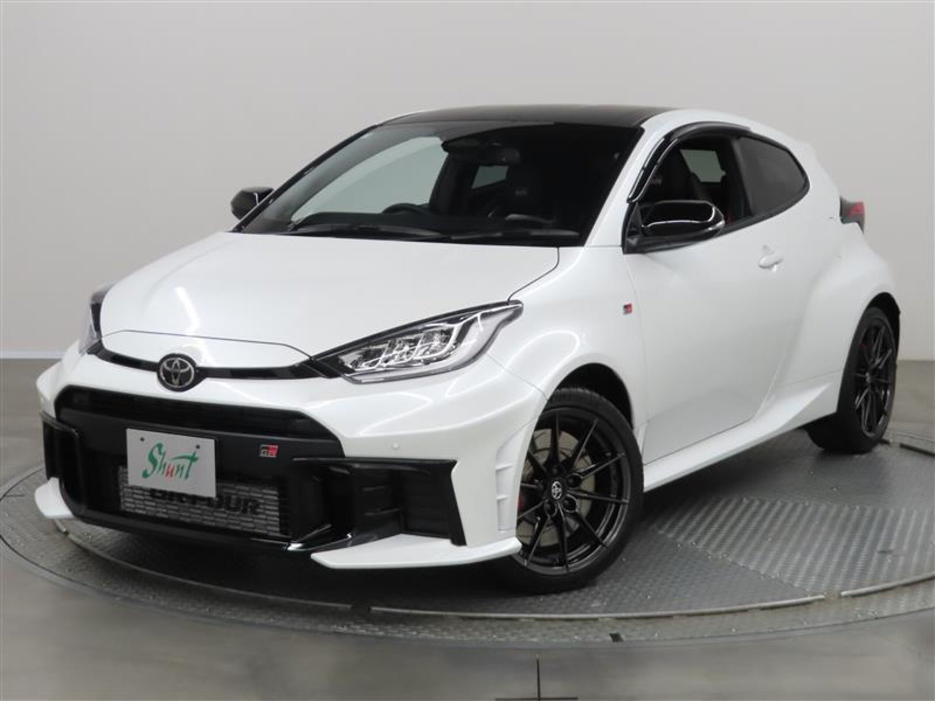 TOYOTA GR YARIS - View 1