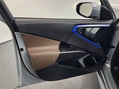 2025 BMW X3 thumbnail 14