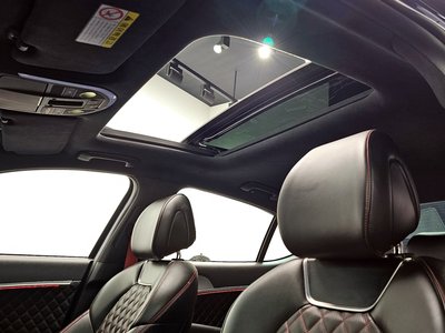 2018 Genesis G70 — миниатюра 17