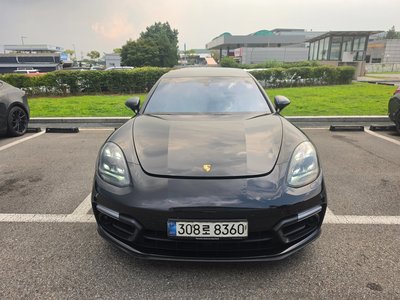 2019 Porsche PANAMERA — фото 1