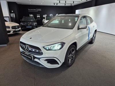 MERCEDES-BENZ GLA - 1