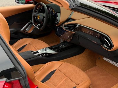 صورة 10 لـ 2025 FERRARI 12 CHILLED SPIDER