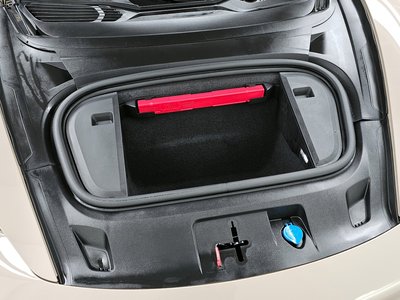 PORSCHE TAYCAN - 7