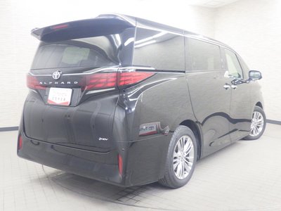TOYOTA ALPHARD - 4