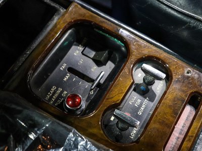 ROLLS-ROYCE CORNICHE COUPE - 5