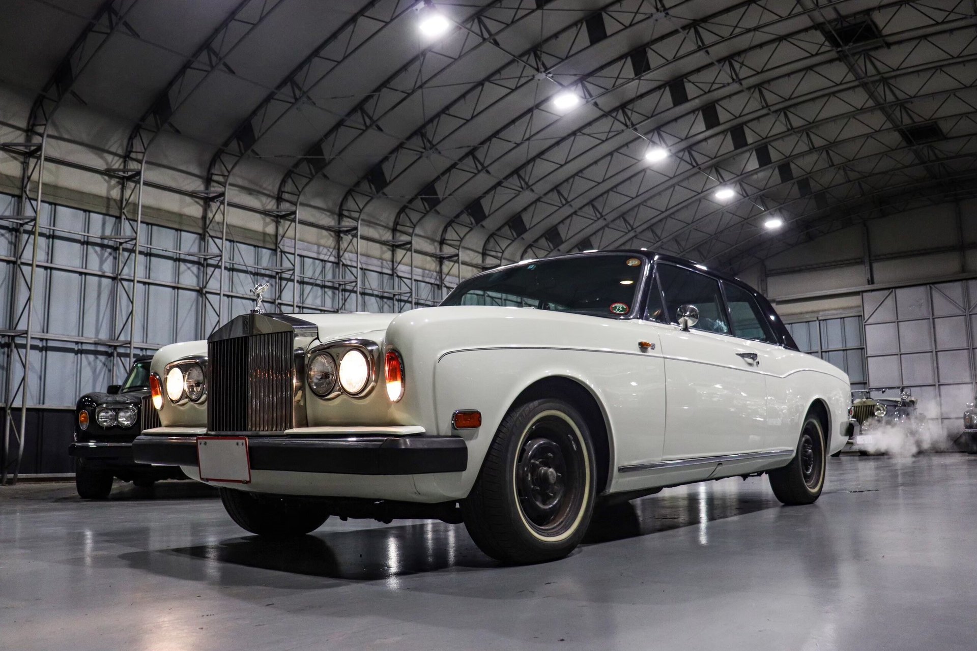 ROLLS ROYCE CORNICHE COUPE - View 1