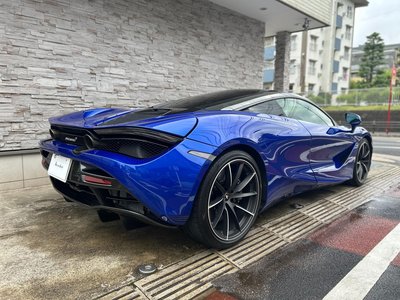 MCLAREN 720S - 10