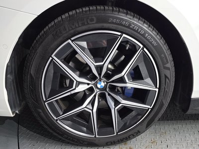BMW 5 SERIES - 6