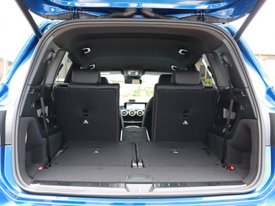 2025 Mercedes-BENZ GLB — миниатюра 18