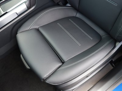 2025 Mercedes-BENZ GLB — миниатюра 40