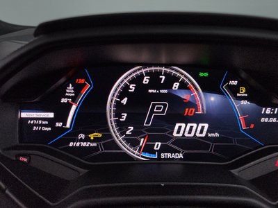 LAMBORGHINI HURACAN - 8