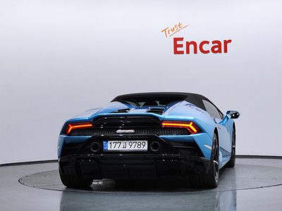 LAMBORGHINI HURACAN - 3