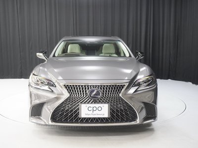 LEXUS LS - 7