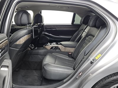 2020 Genesis G90 — миниатюра 11