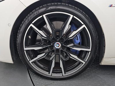 BMW 8 SERIES - 6