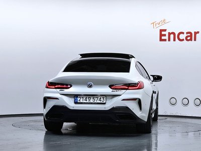 BMW 8 SERIES - 3