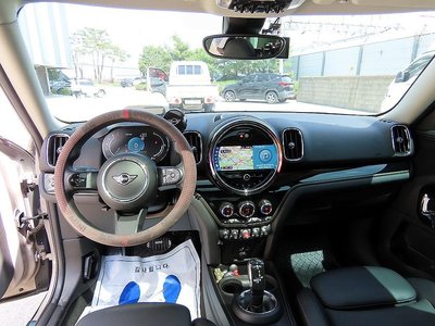 MINI COUNTRYMAN - 5