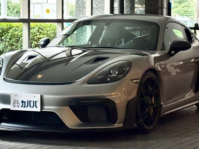 PORSCHE 718 CAYMAN GT4 RS - 1
