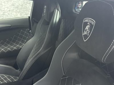 صورة 6 لـ 2017 Lamborghini AVENTADOR