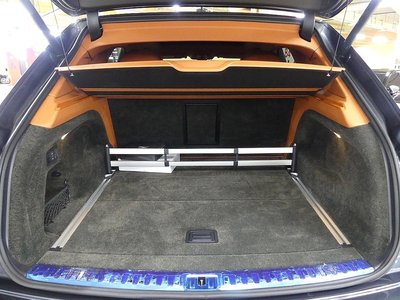 BENTLEY BENTAYGA - 10